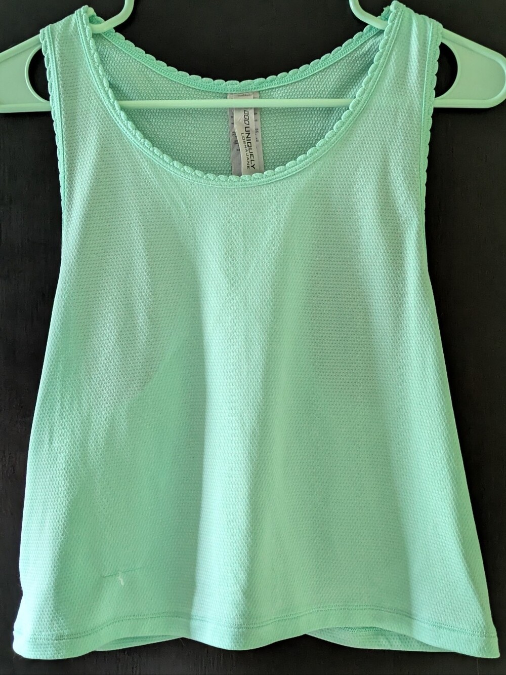 Lorna Jane Mint Scalloped Mesh Tank